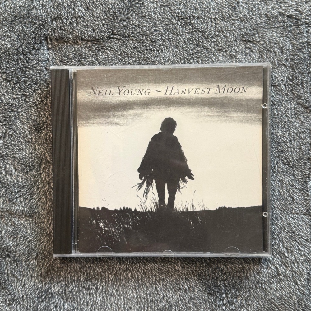Neil Young Harvest Moon CD 1992 Reprise Records Folk Rock 09362-45057-2